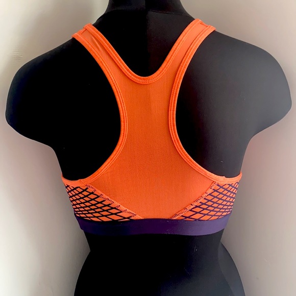 Nike Sports Bra - Picture 2 of 7